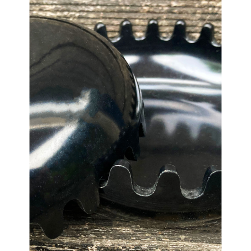 Alan Fletcher Clam schalen